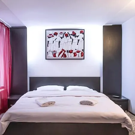 Piata Sfatului Confort Brašov